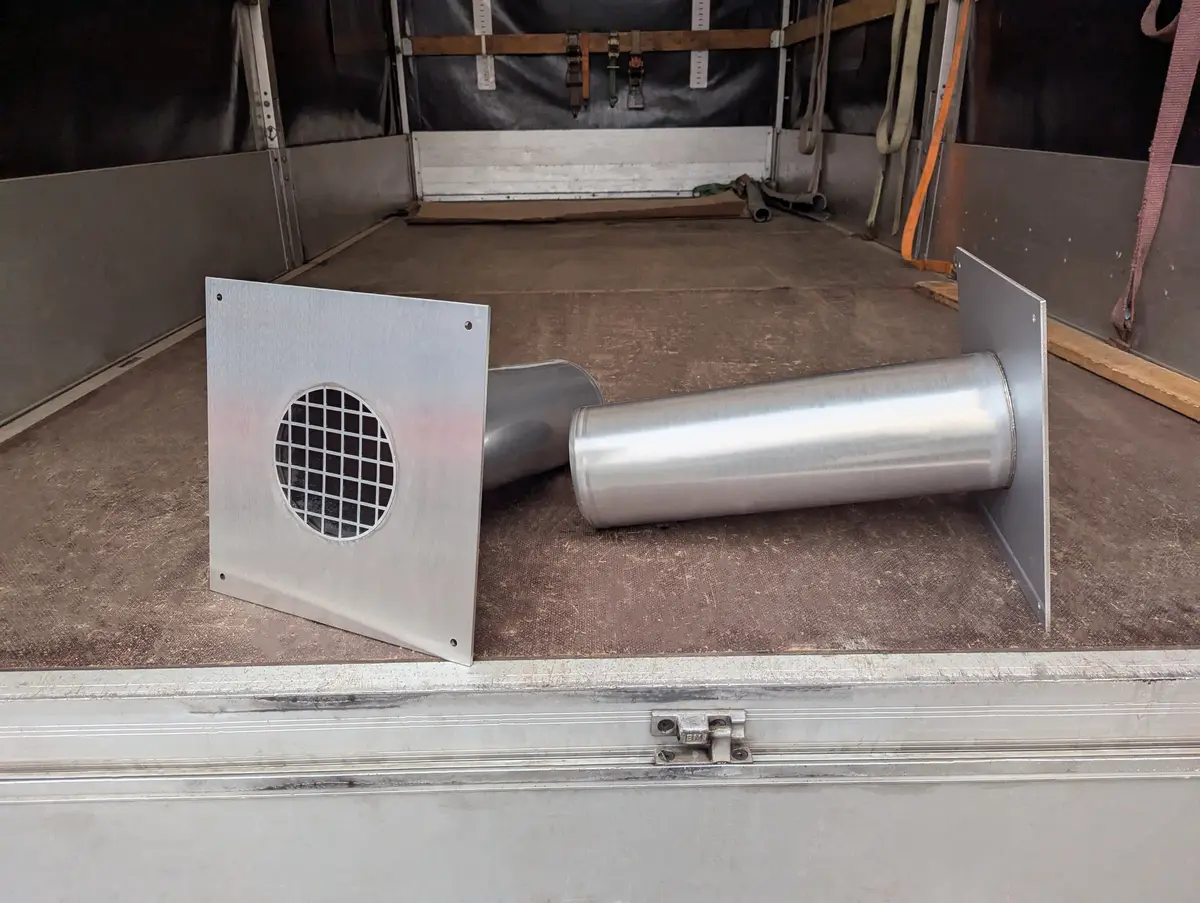 Passages de plafond en acier inoxydable