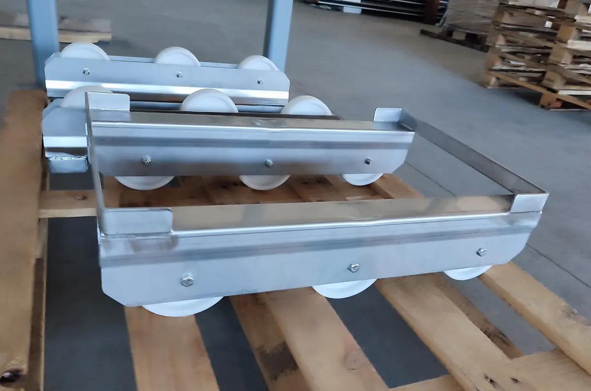 Chariots pour le transport de caisses Euro